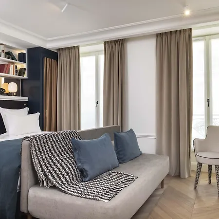 Hotel Louvre Montana 4*