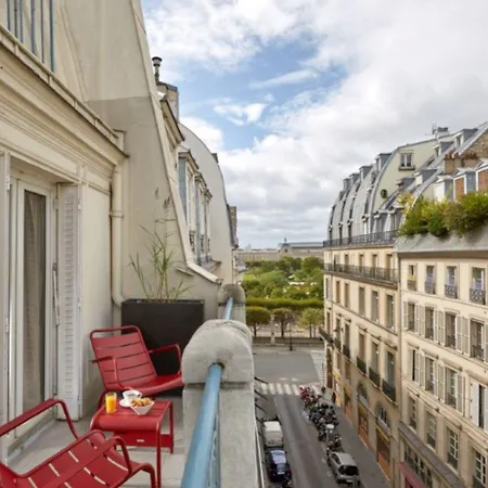 Louvre Montana 4*