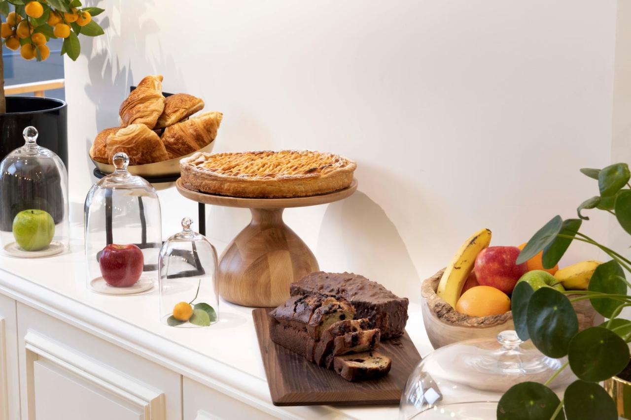 Louvre Montana Hotel